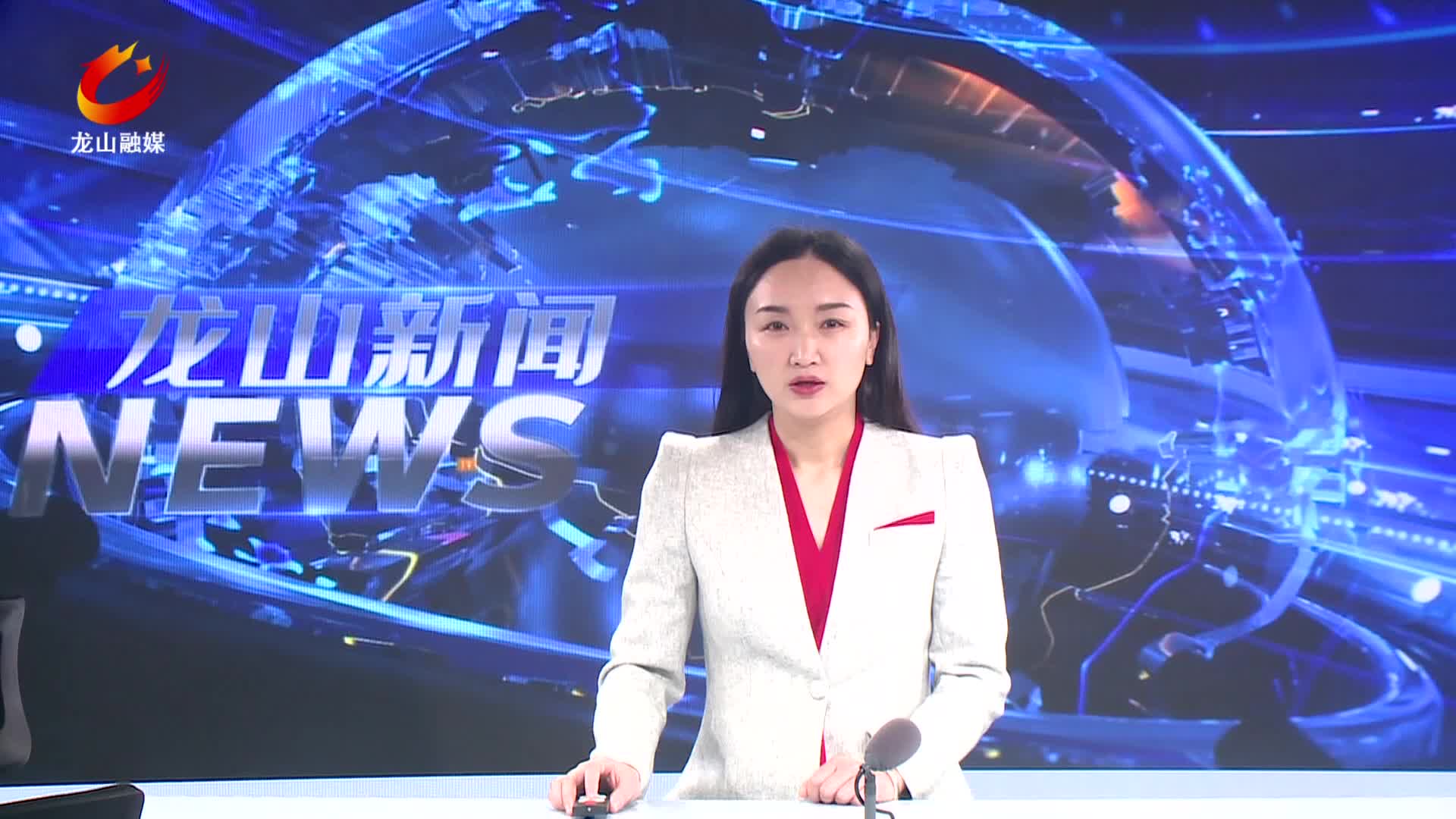 【龙山新闻】春茶采摘在即 靛房镇一线办公解企忧