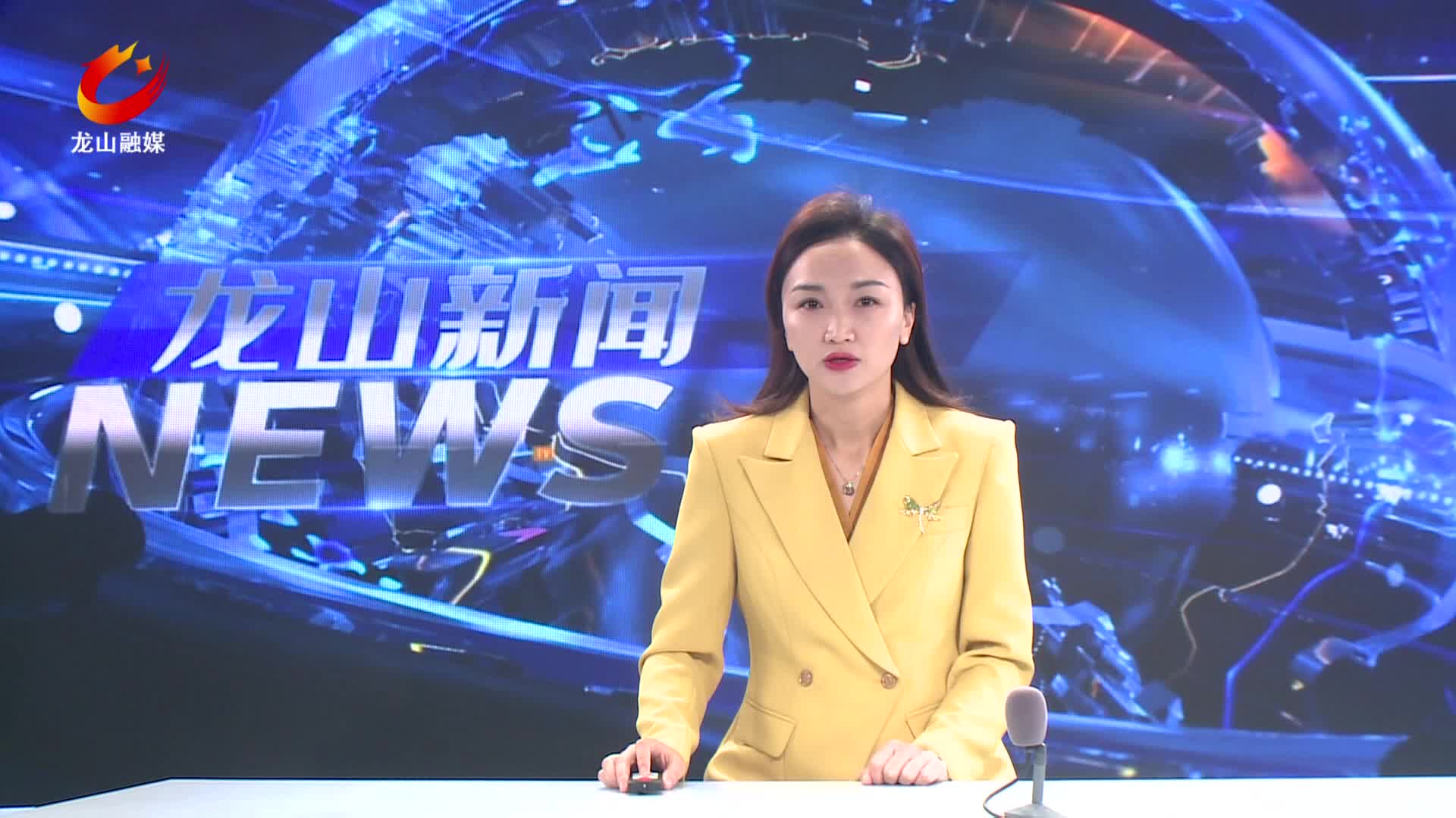【龙山新闻】龙山县第十九届人民代表大会第一次会议召开各代表团全体会议 彭礼参加农车红岩溪茅坪代表团审议