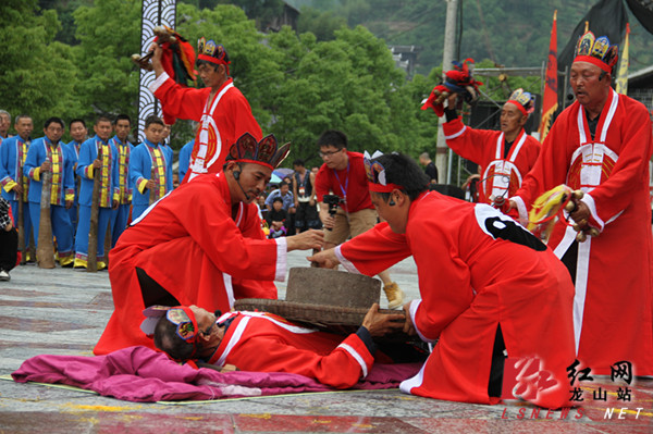 2015湘西·龙山土家族舍巴日隆重举行